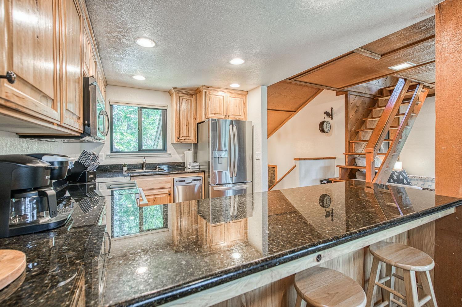 40794 Oakwoods Ln #97, Shaver Lake, CA 93664