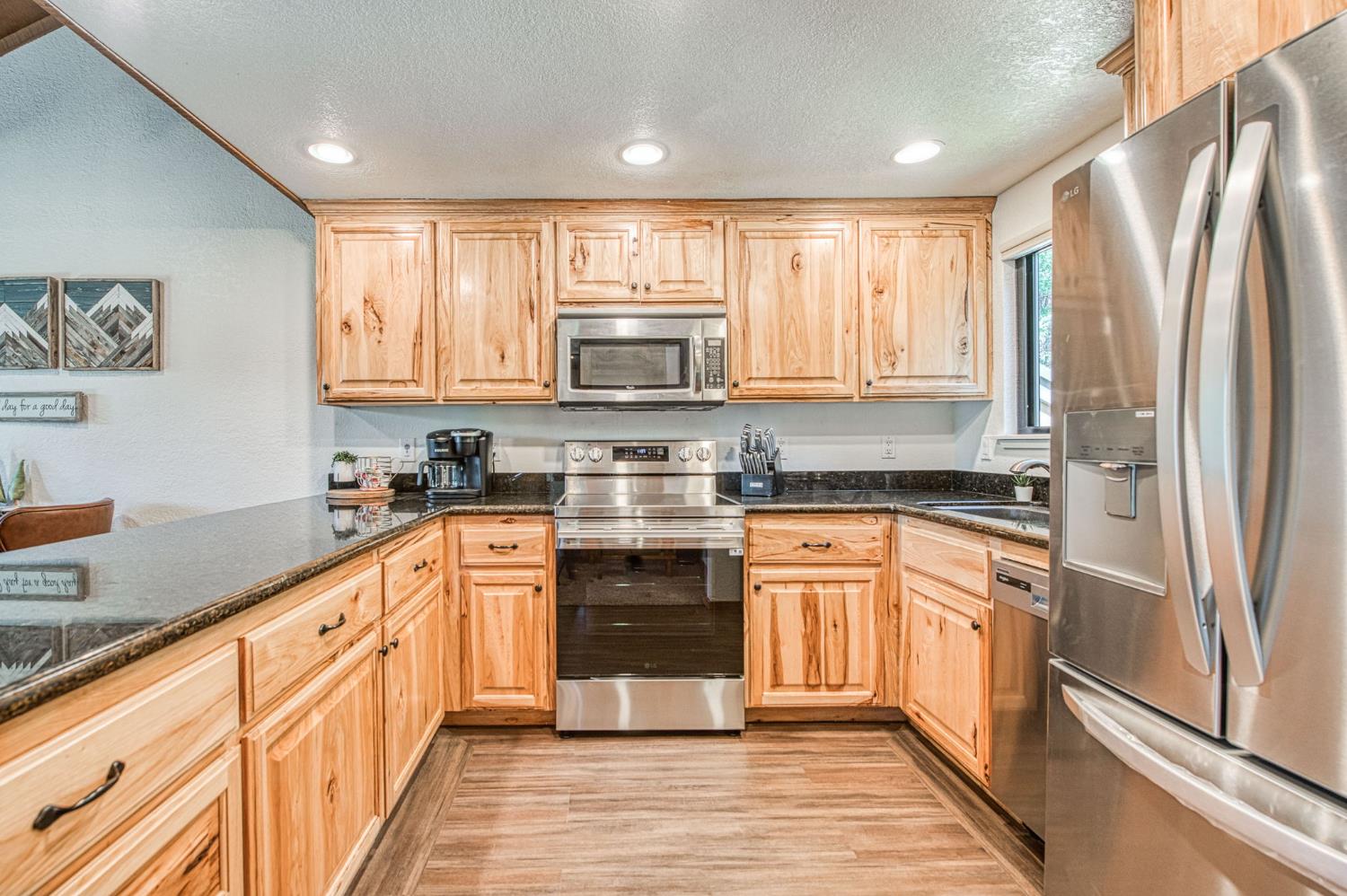 40794 Oakwoods Ln #97, Shaver Lake, CA 93664