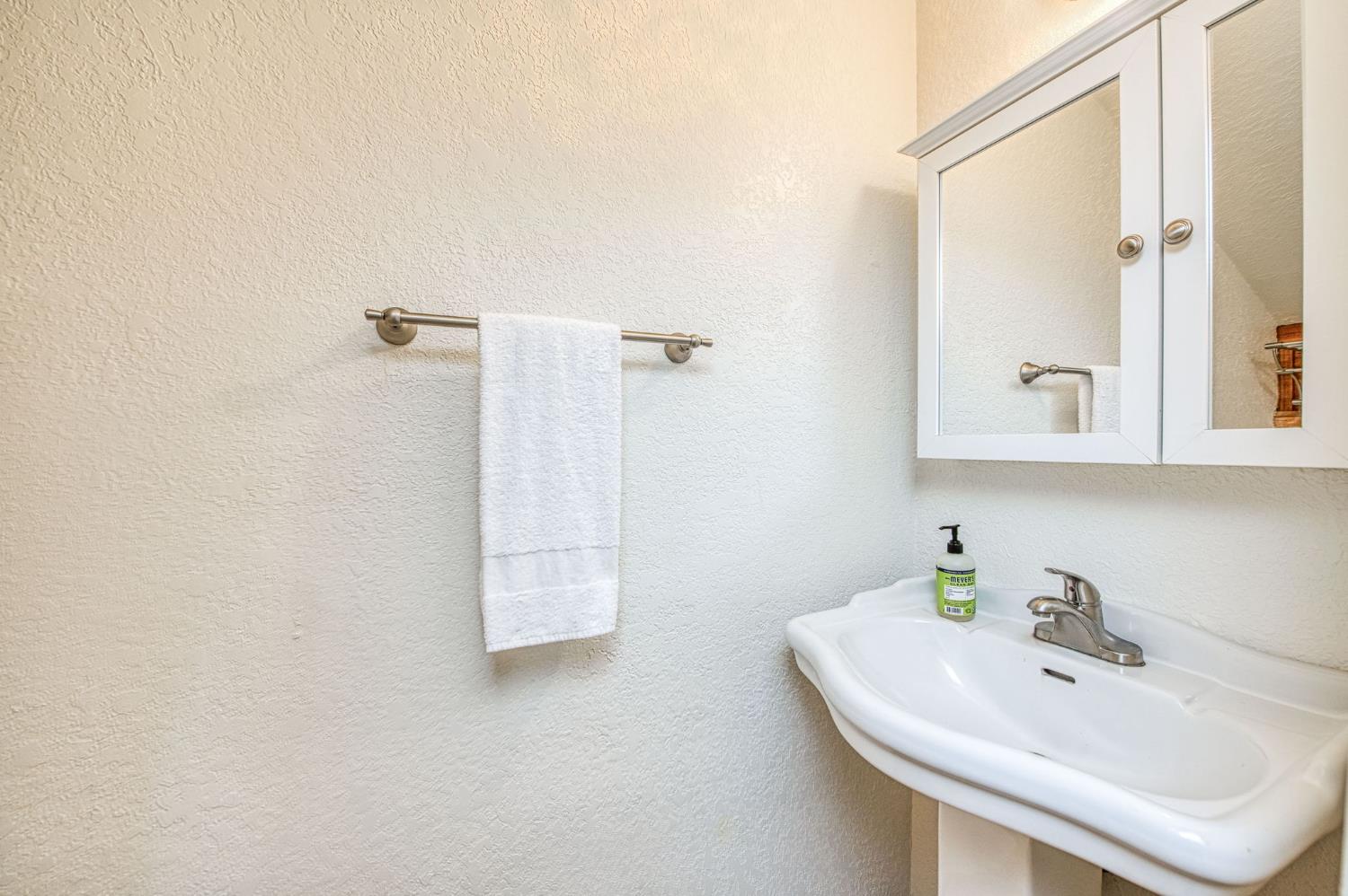 40794 Oakwoods Ln #97, Shaver Lake, CA 93664