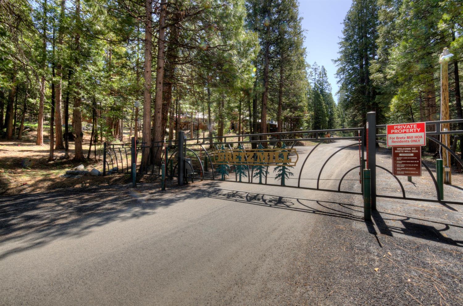 40794 Oakwoods Ln #97, Shaver Lake, CA 93664