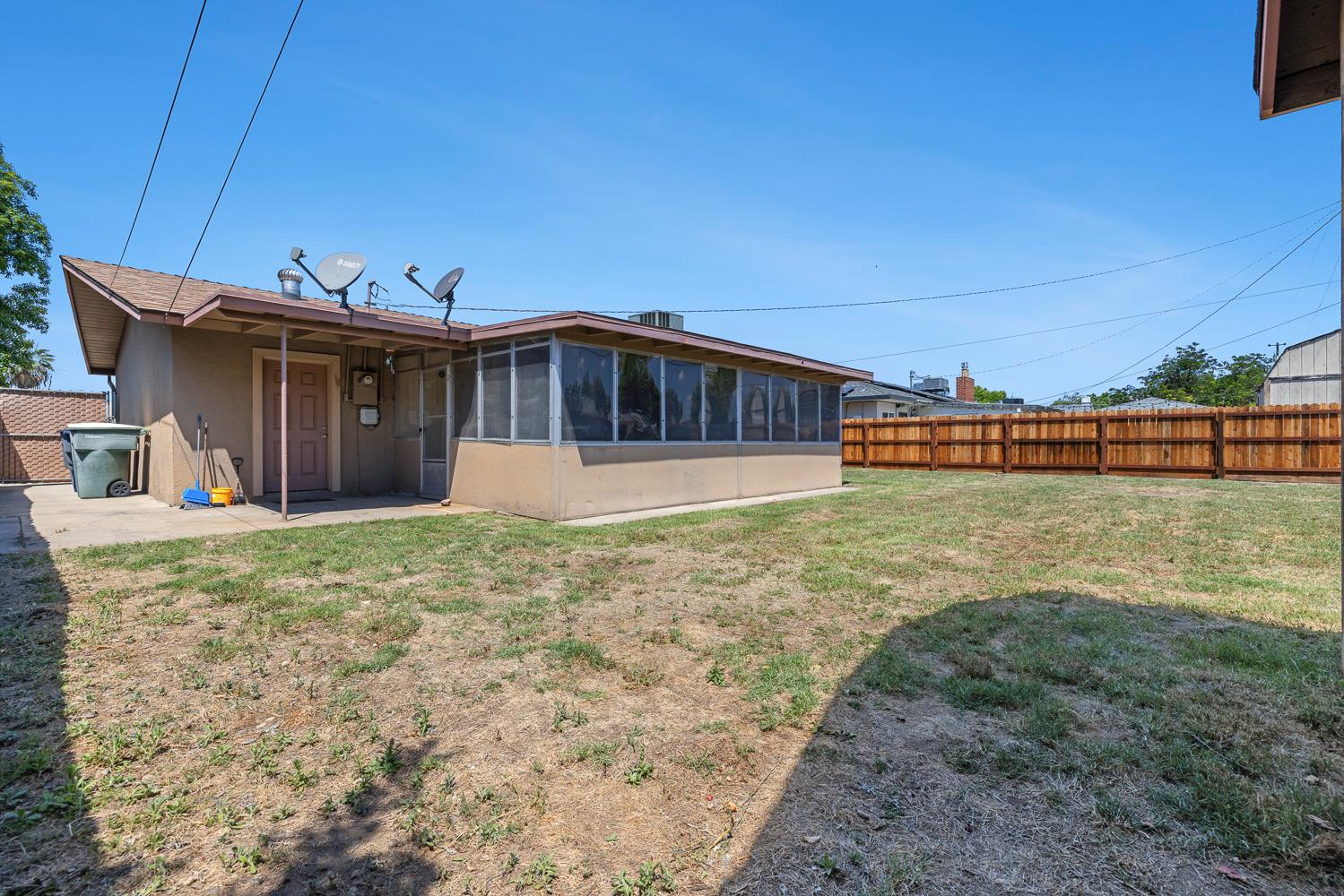 2834 N Boyd Ave, Fresno, CA 93703