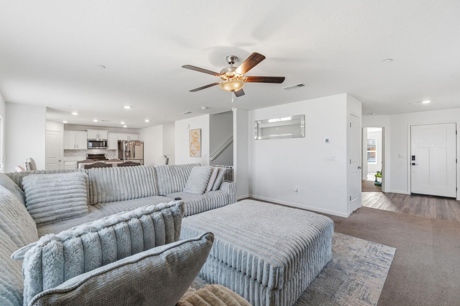 1541 Seneca Dr, Madera, CA 93637