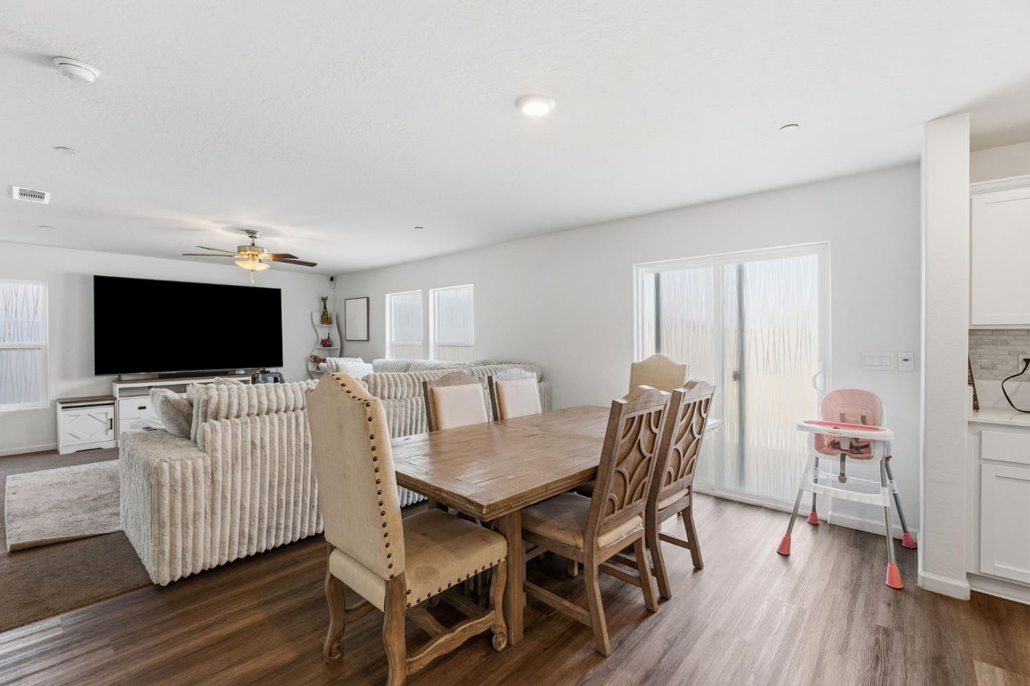 1541 Seneca Dr, Madera, CA 93637