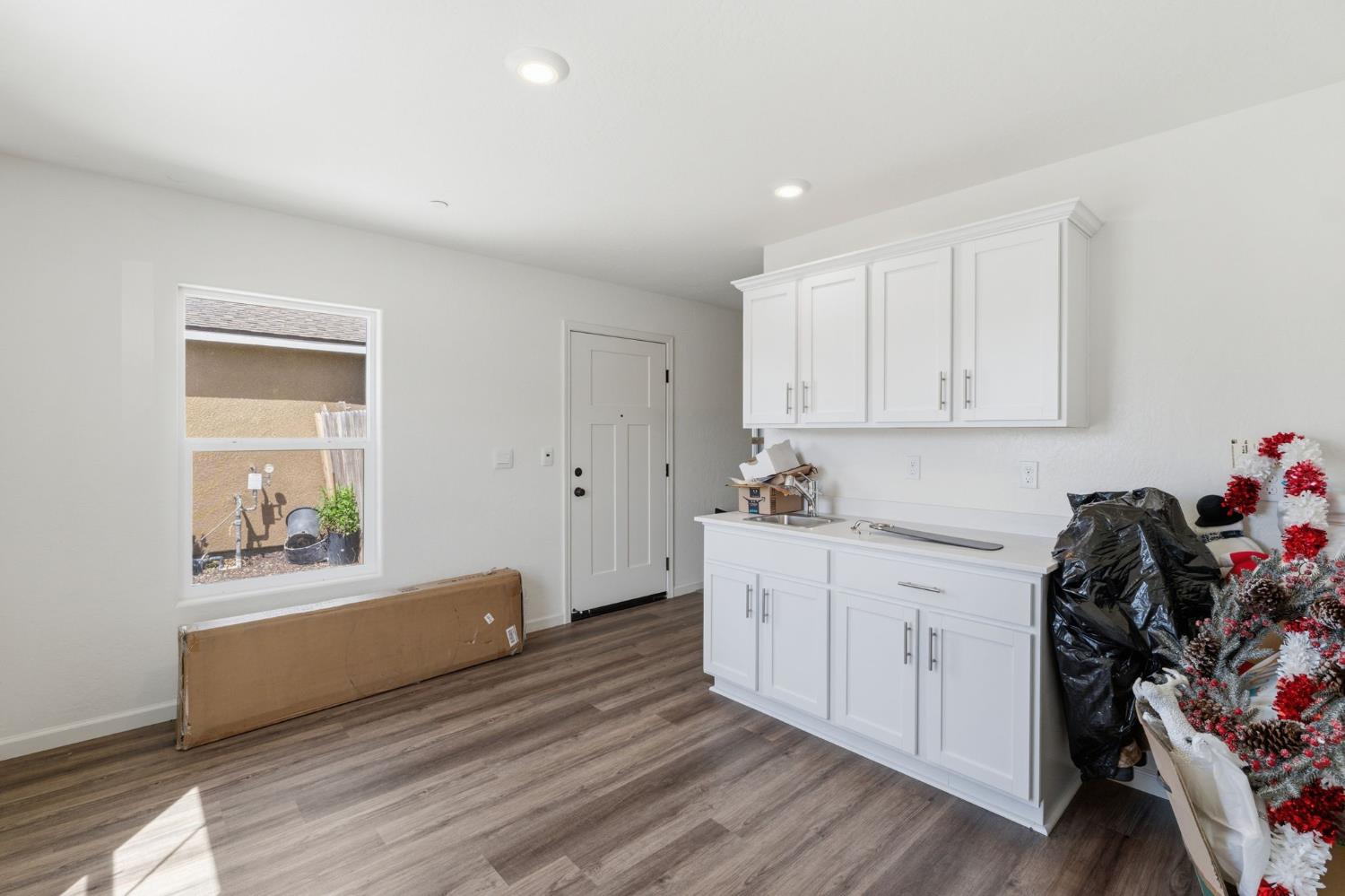 1541 Seneca Dr, Madera, CA 93637