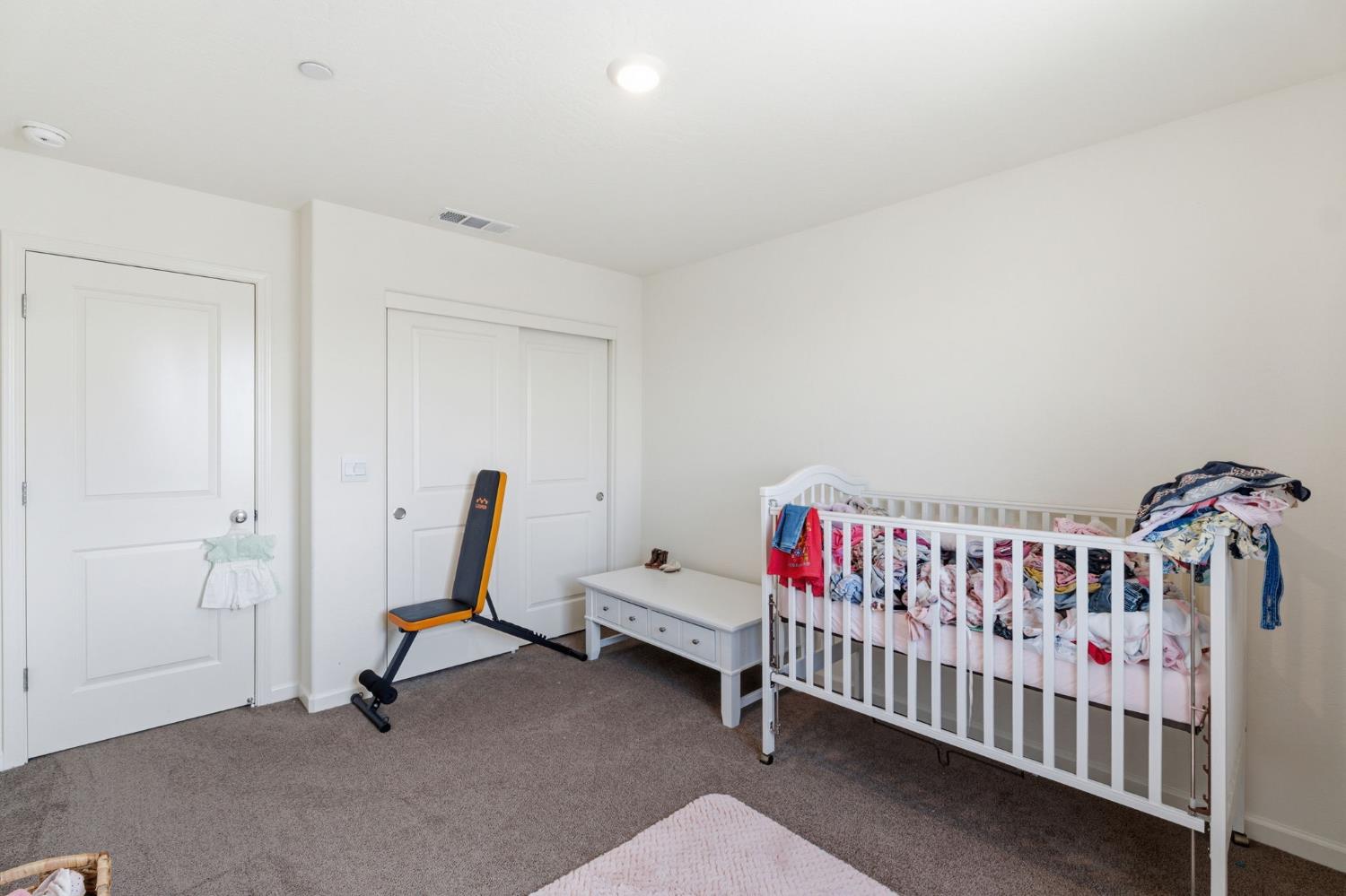 1541 Seneca Dr, Madera, CA 93637