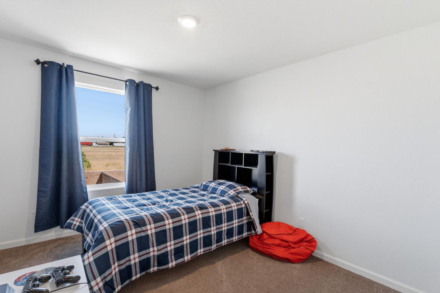 1541 Seneca Dr, Madera, CA 93637