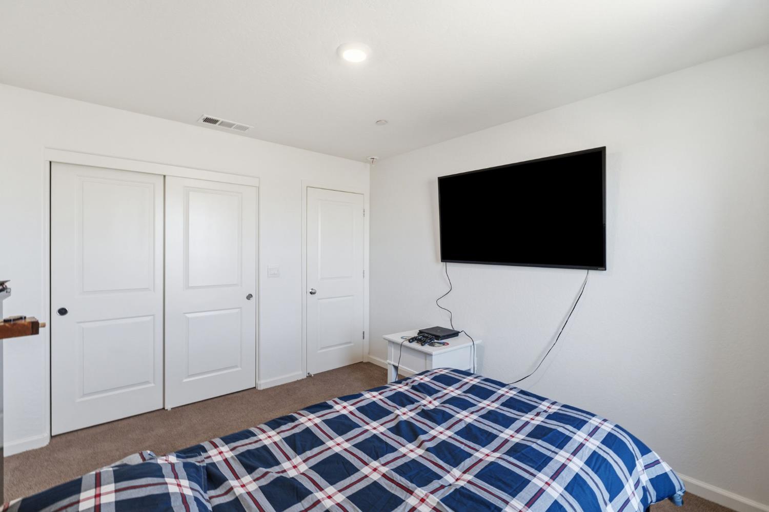 1541 Seneca Dr, Madera, CA 93637