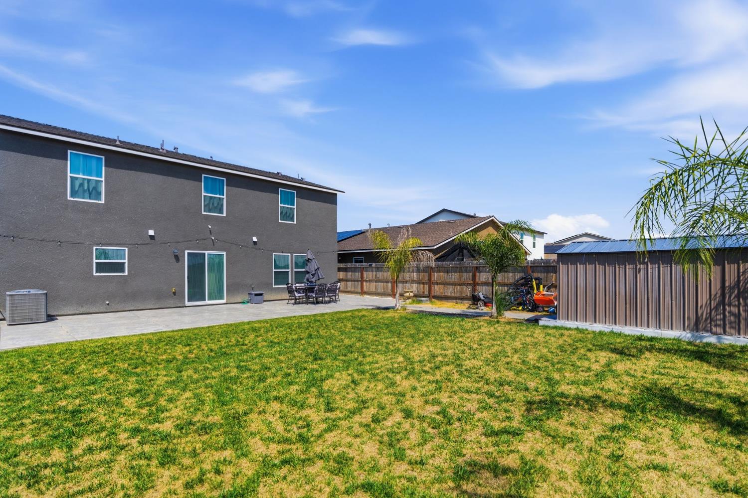 1541 Seneca Dr, Madera, CA 93637