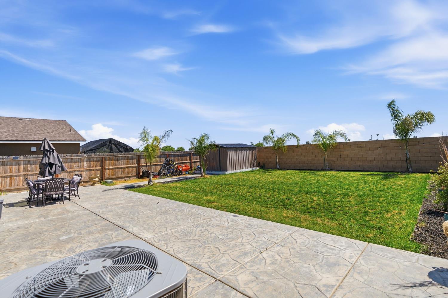 1541 Seneca Dr, Madera, CA 93637