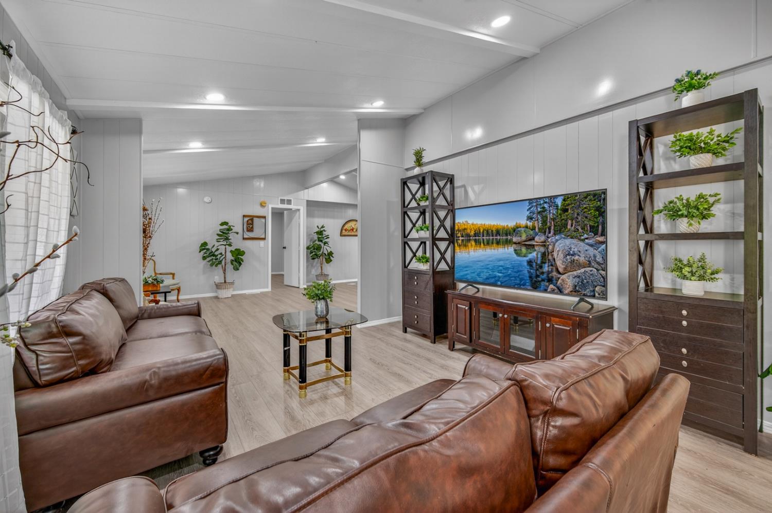 371 Bethel #55, Sanger, CA 93657