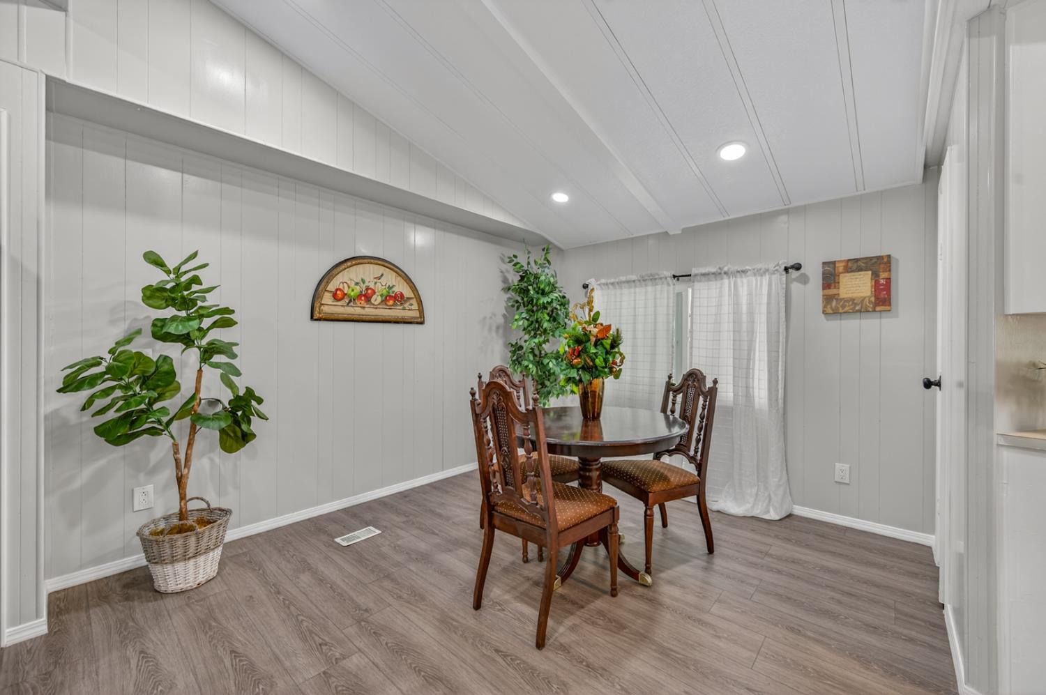 371 Bethel #55, Sanger, CA 93657