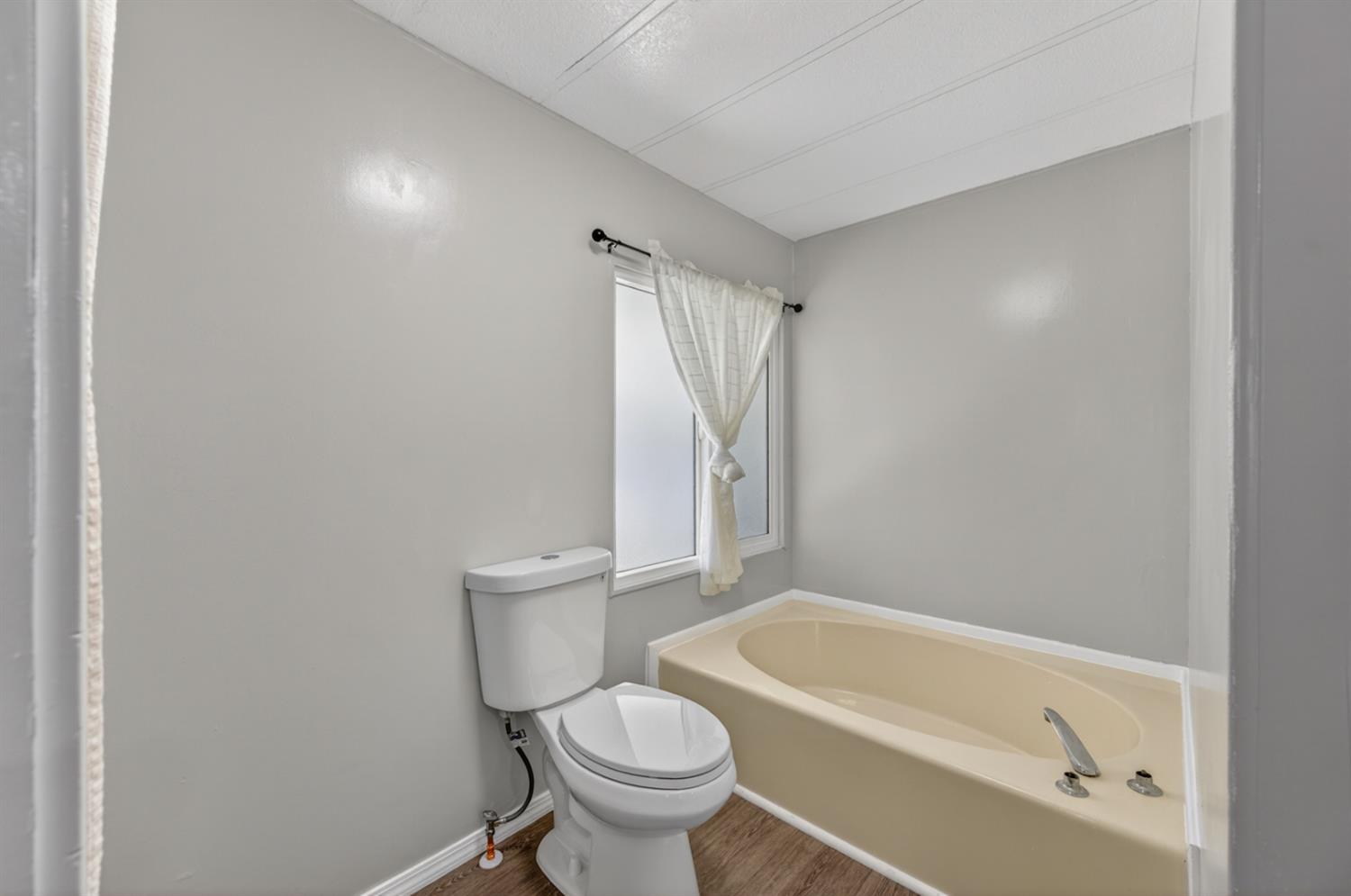371 Bethel #55, Sanger, CA 93657