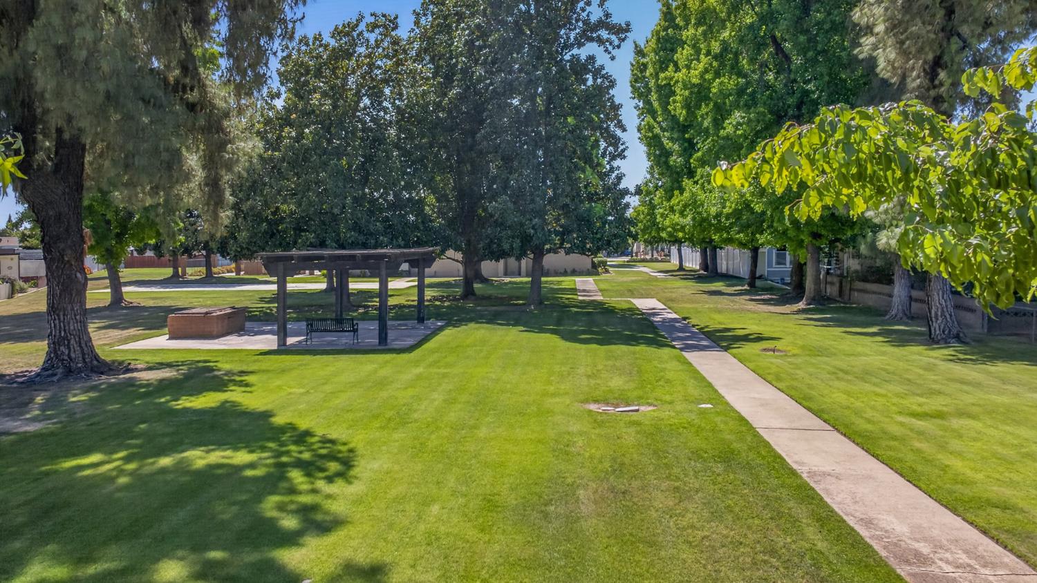 371 Bethel #55, Sanger, CA 93657