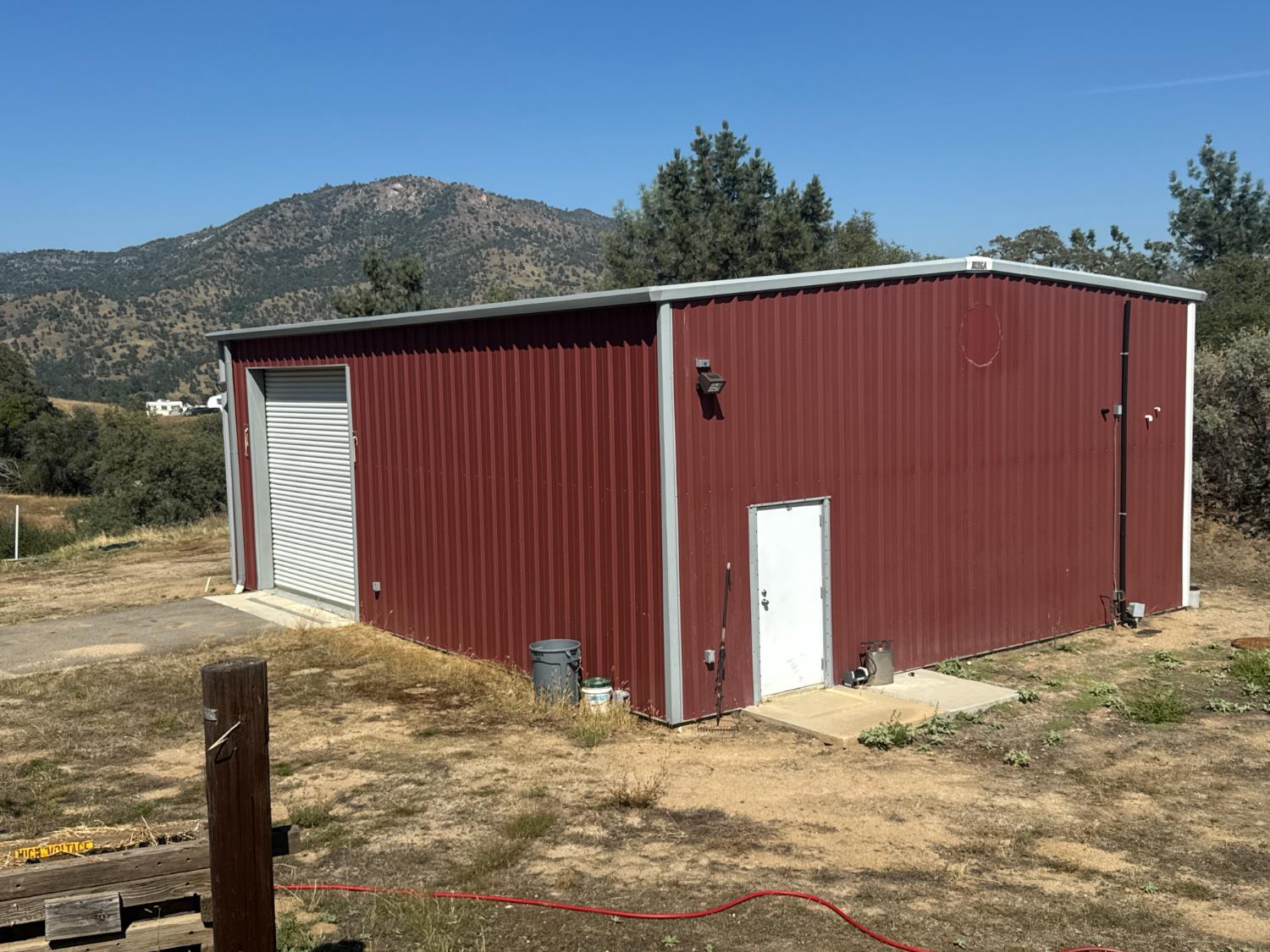 20146 Nicholas Rd, Clovis, CA 93619