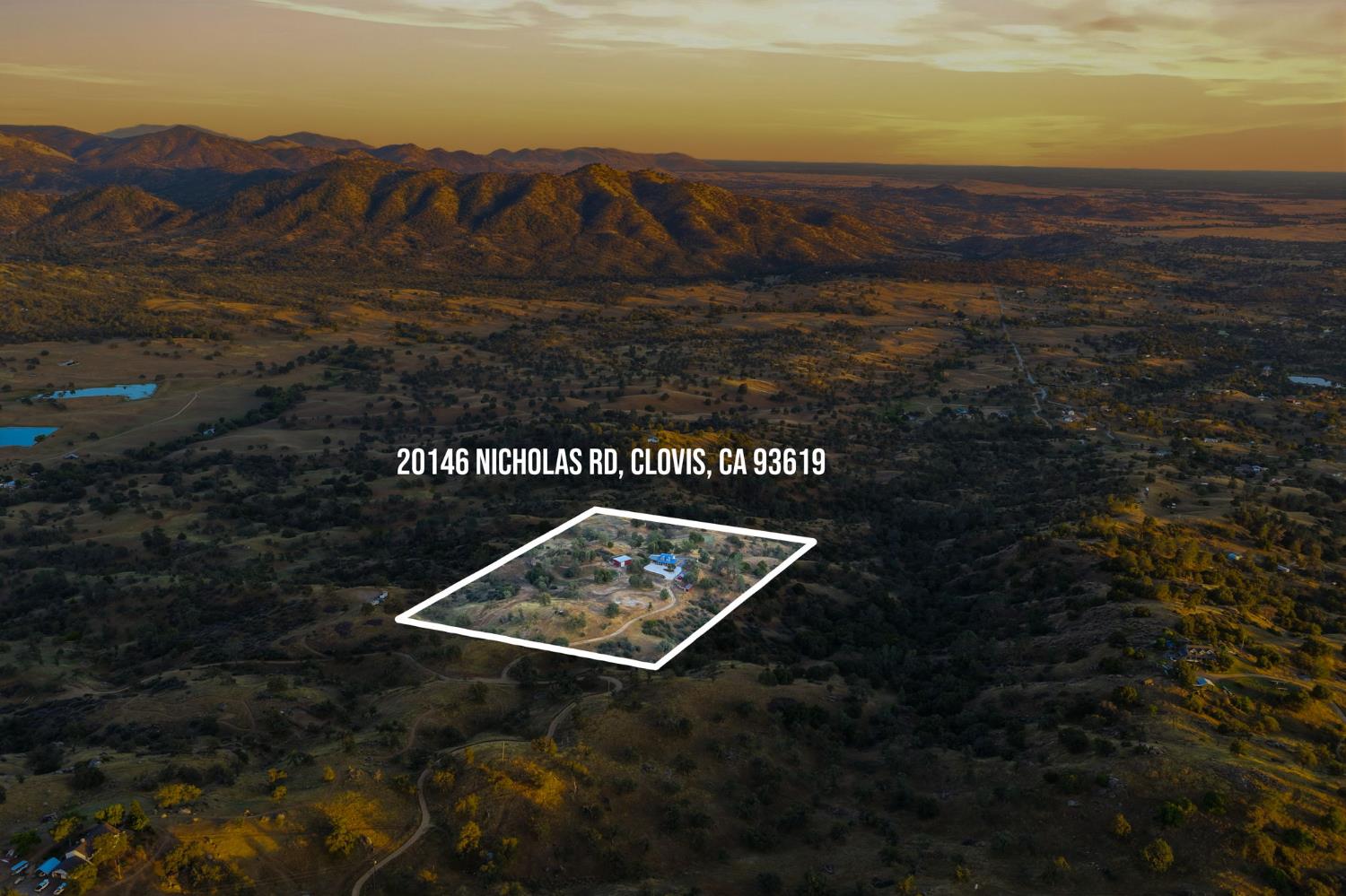 20146 Nicholas Rd, Clovis, CA 93619