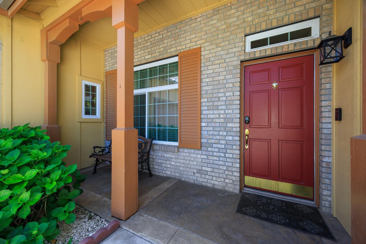 2154 Wrenwood Ave, Clovis, CA 93611