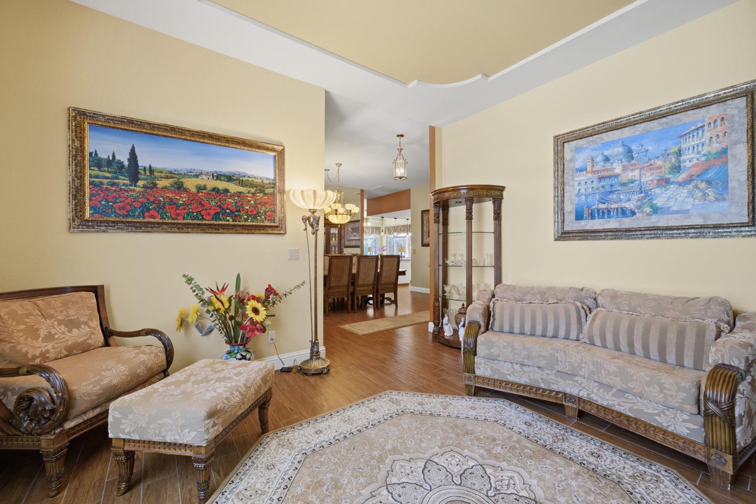 2154 Wrenwood Ave, Clovis, CA 93611