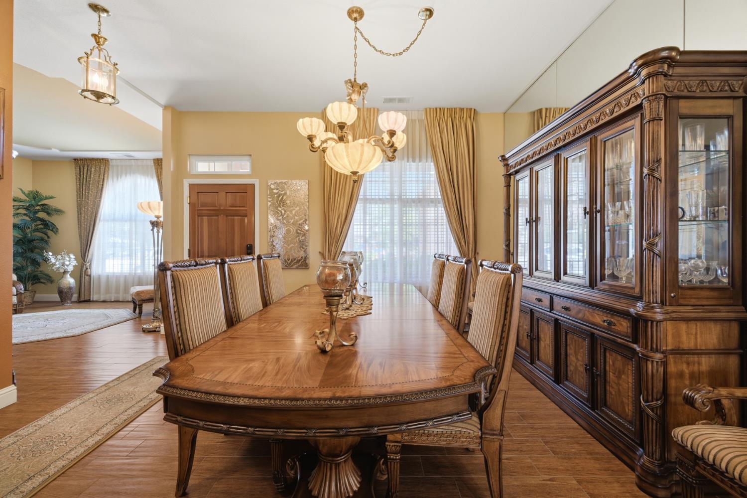 2154 Wrenwood Ave, Clovis, CA 93611
