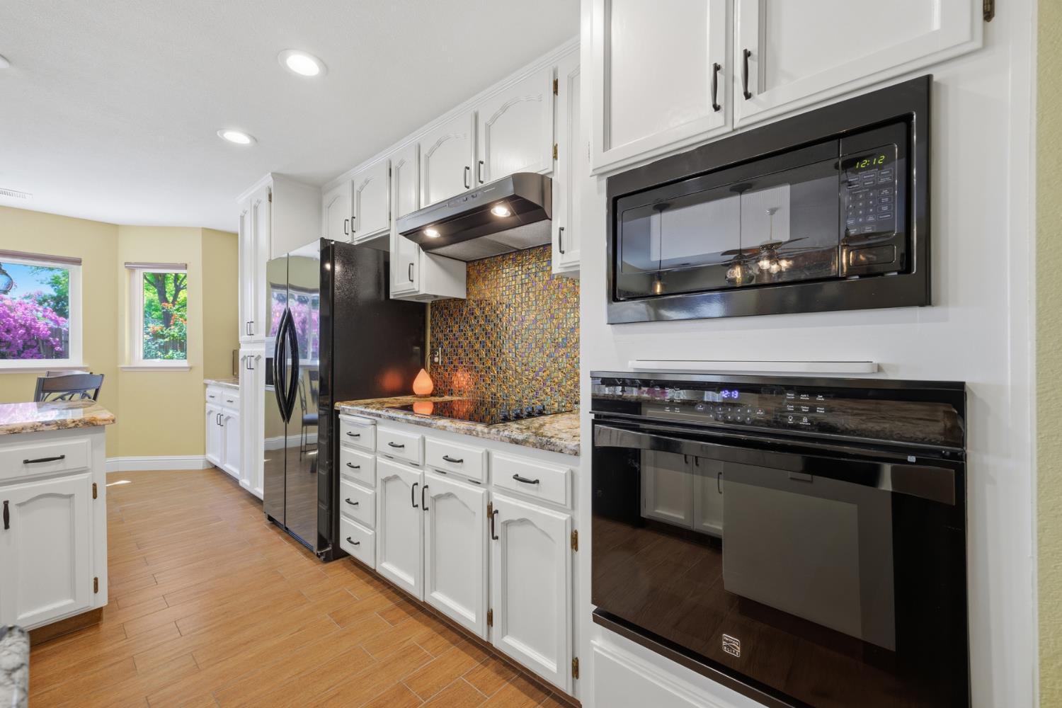 2154 Wrenwood Ave, Clovis, CA 93611