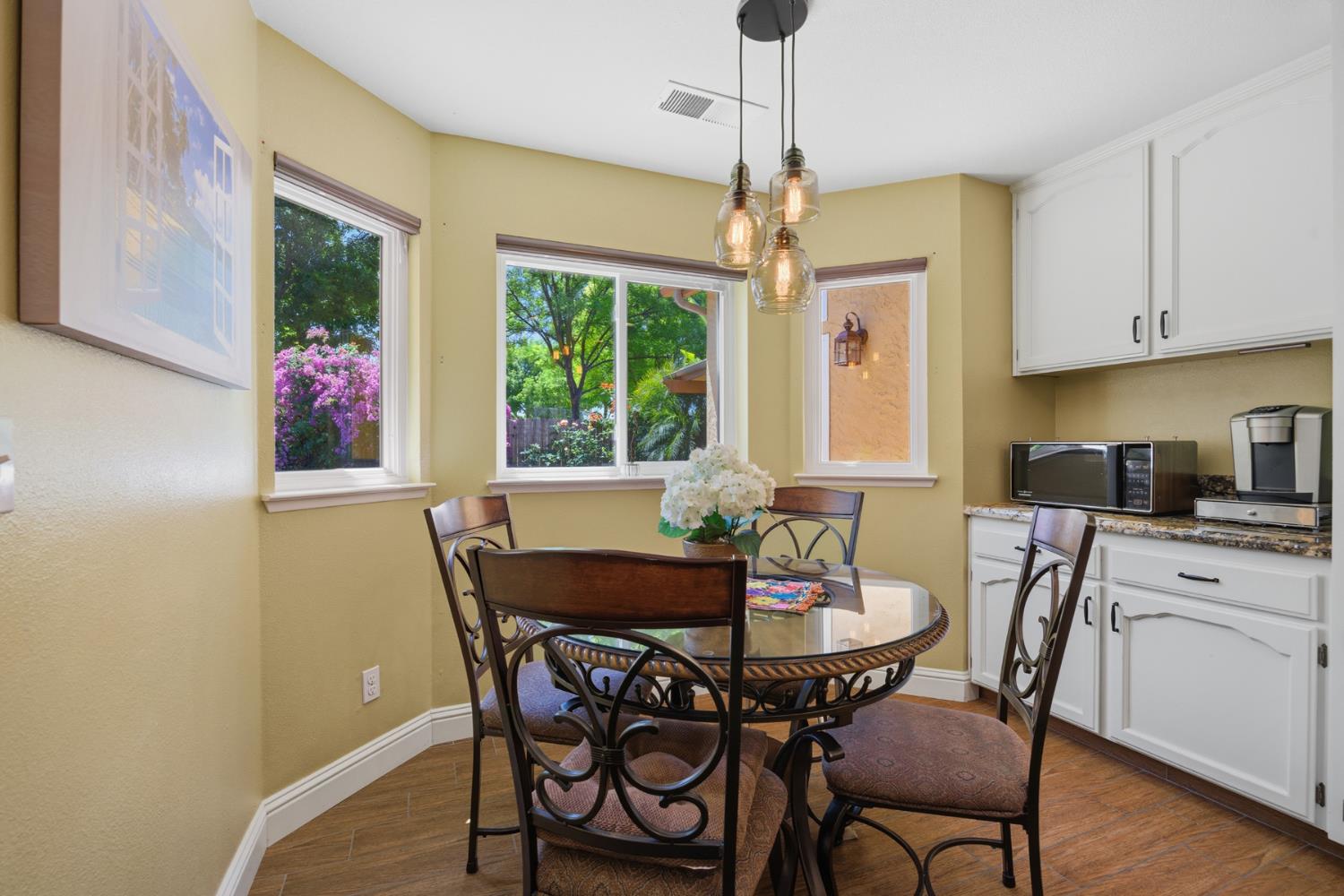 2154 Wrenwood Ave, Clovis, CA 93611