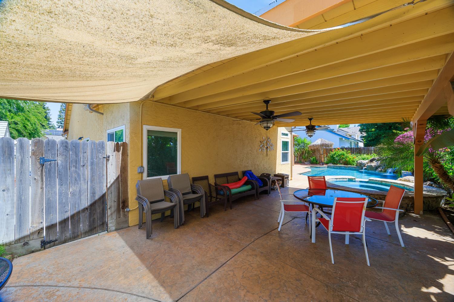 2154 Wrenwood Ave, Clovis, CA 93611