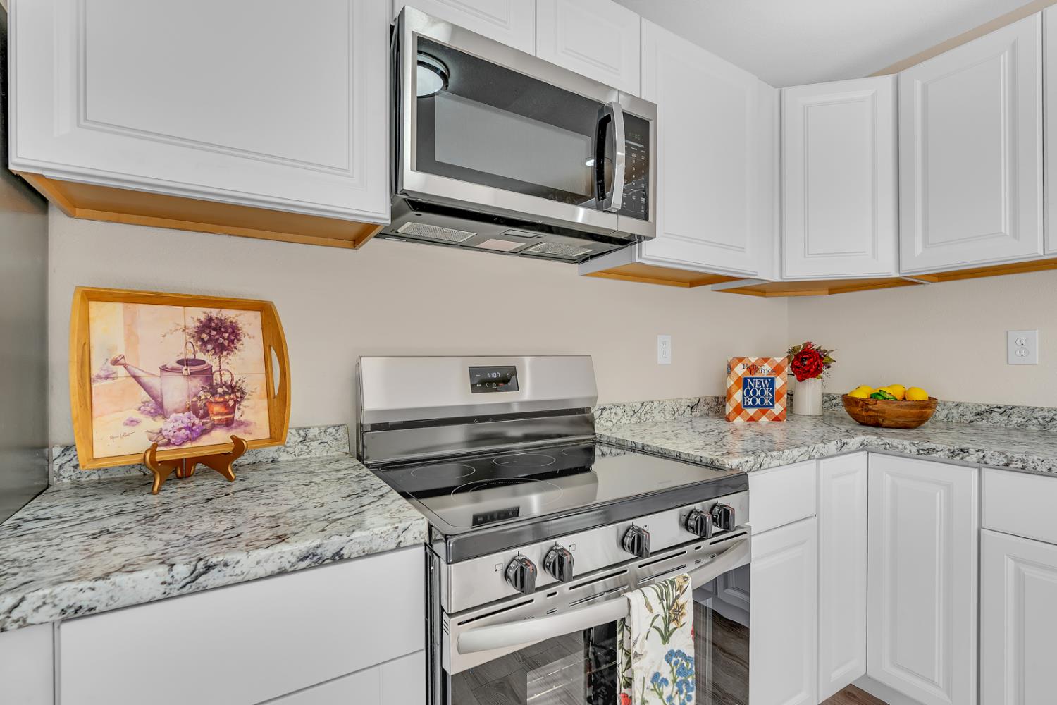 3758 Morning Glory Ave, Merced, CA 95340