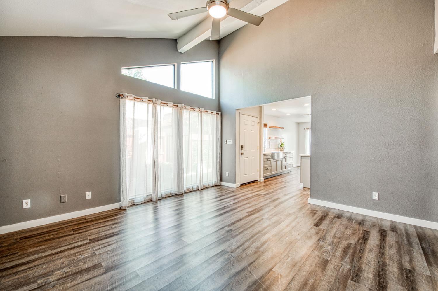 5965 E Shields Ave #165, Fresno, CA 93727