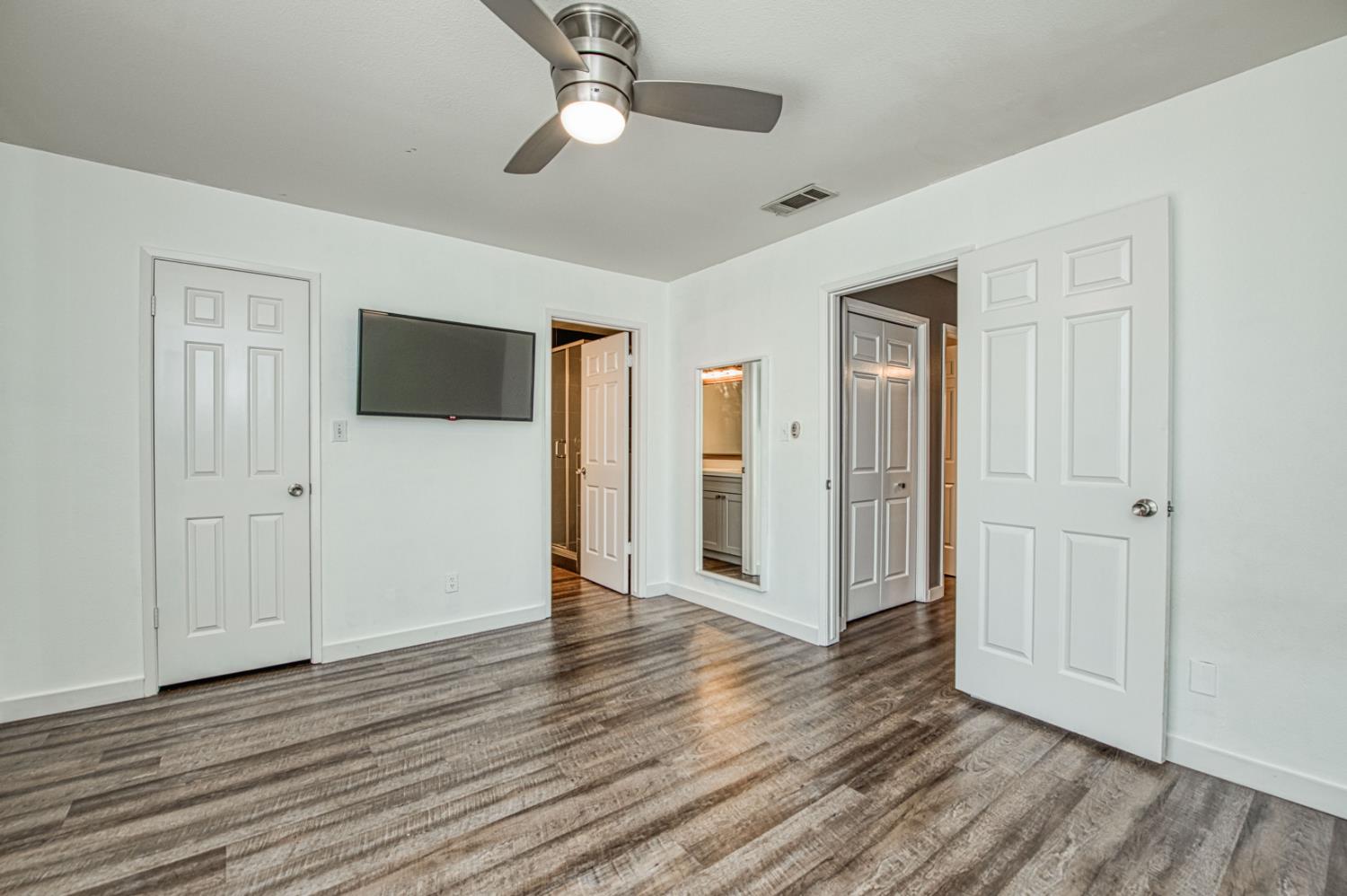 5965 E Shields Ave #165, Fresno, CA 93727