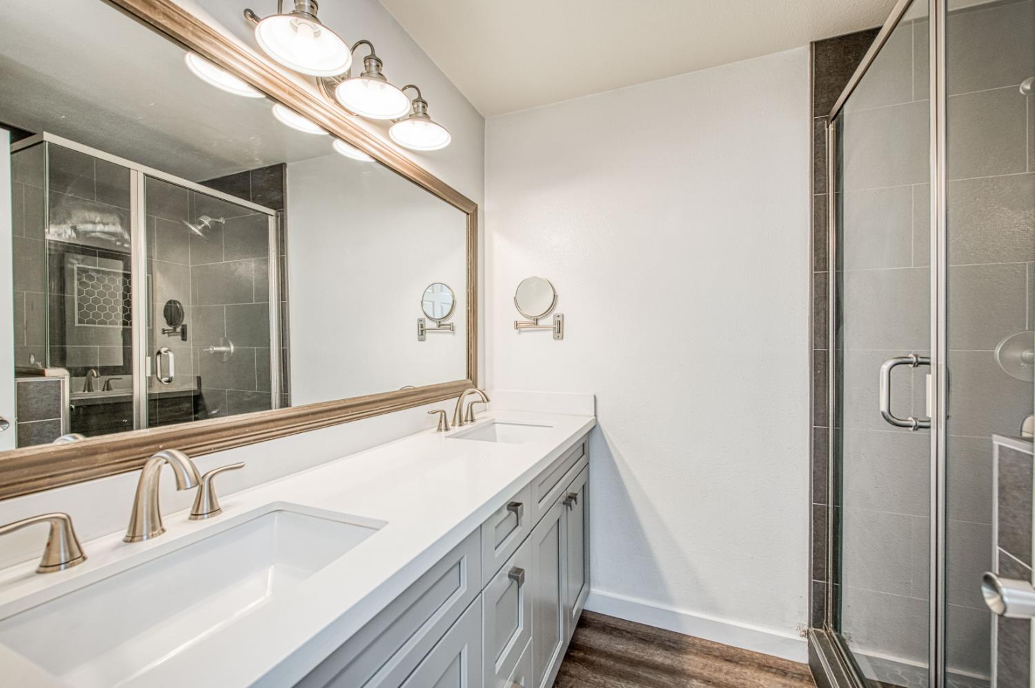 5965 E Shields Ave #165, Fresno, CA 93727
