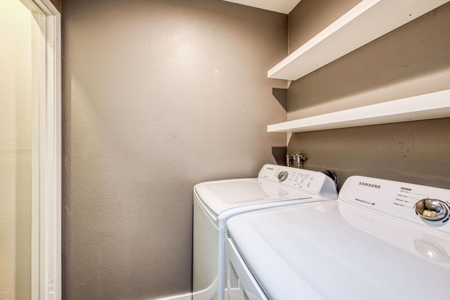 5965 E Shields Ave #165, Fresno, CA 93727