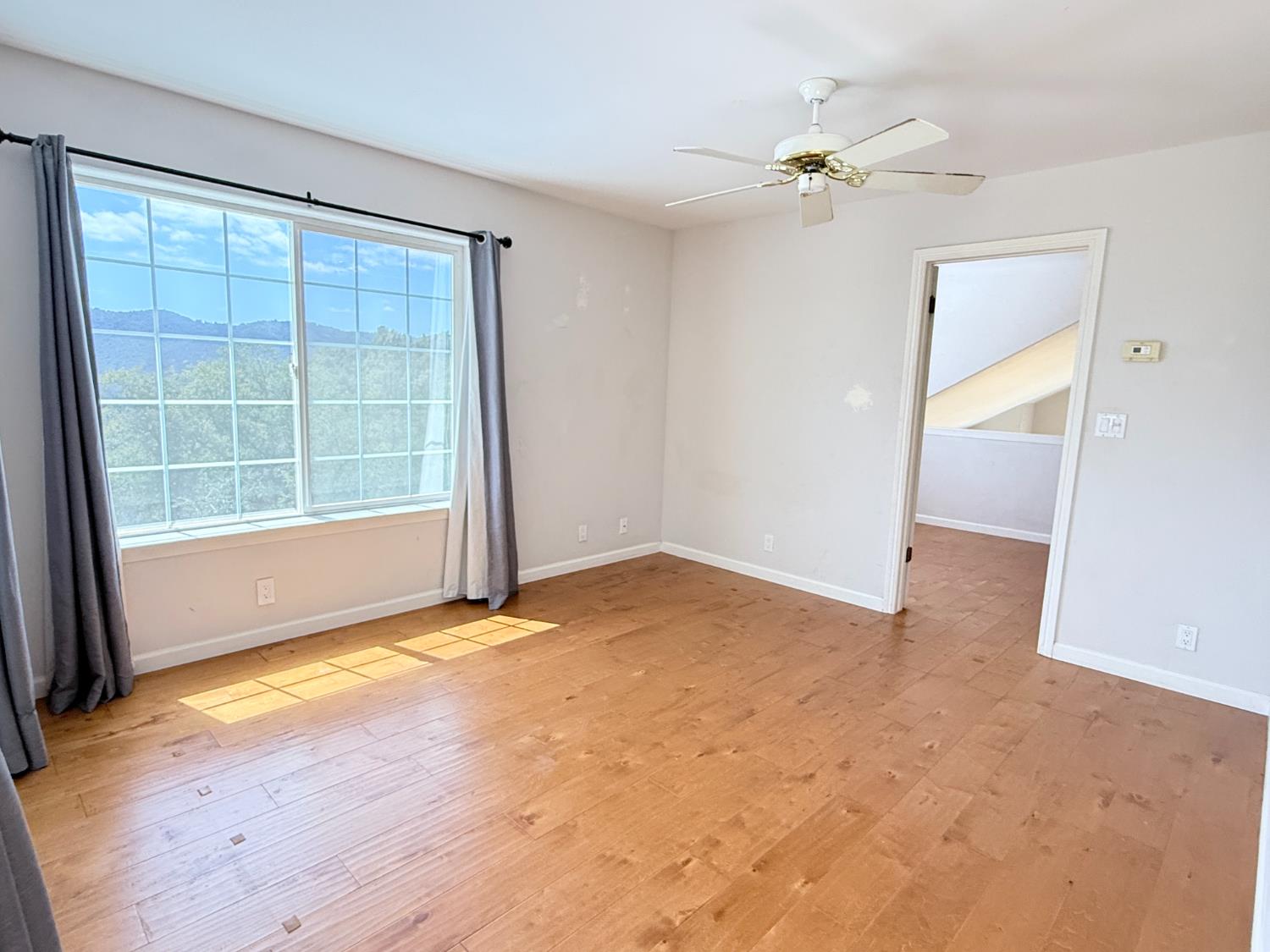 34914 Sneezeweed Ln, North Fork, CA 93643