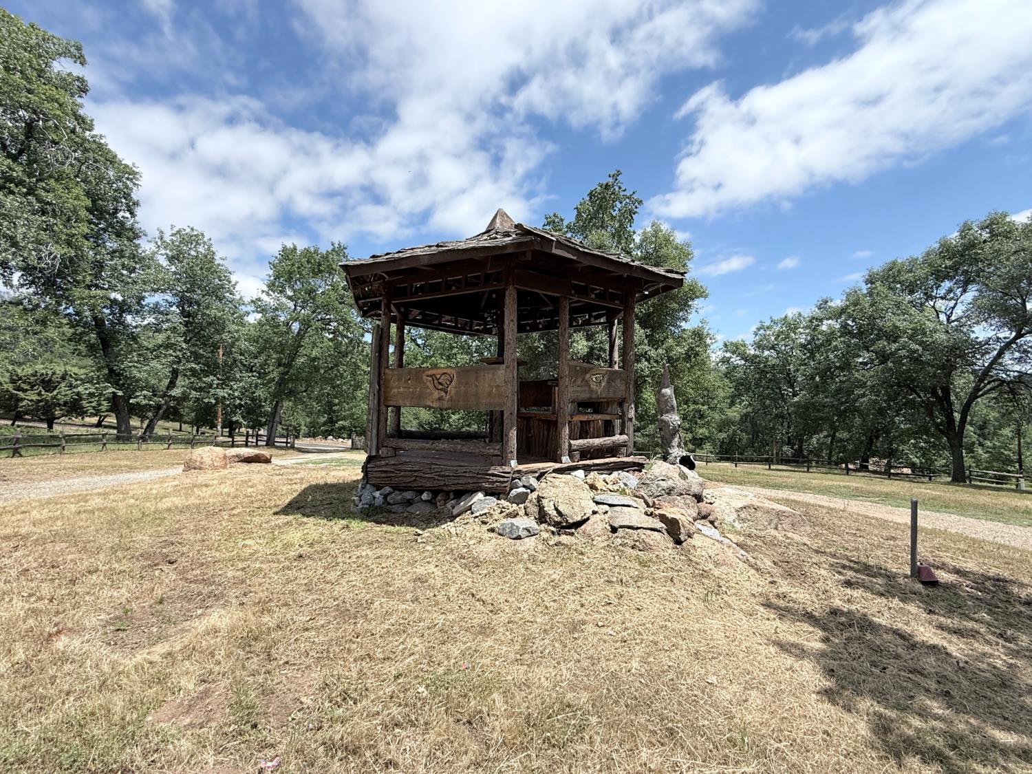 34914 Sneezeweed Ln, North Fork, CA 93643