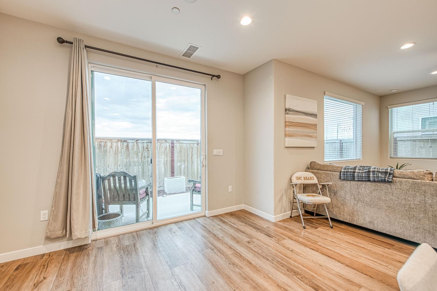 580 Mccaffrey Way, Madera, CA 93636