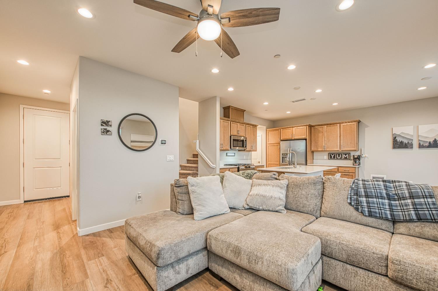 580 Mccaffrey Way, Madera, CA 93636