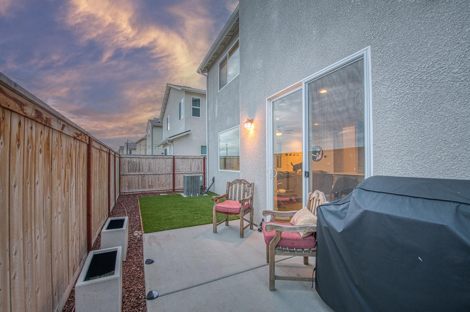 580 Mccaffrey Way, Madera, CA 93636