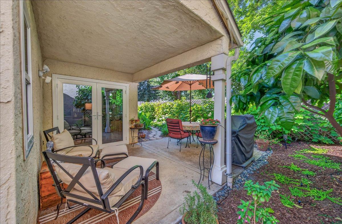 10771 N Windham Bay Cir, Fresno, CA 93730