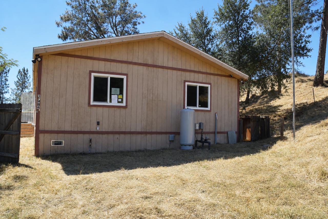 37984 Road 600, Raymond, CA 93653