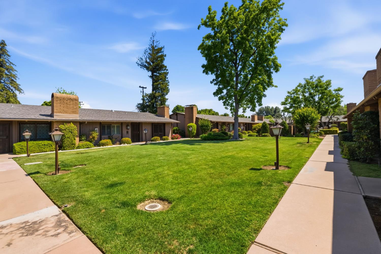 5072 N Wishon Ave #APT C, Fresno, CA 93704