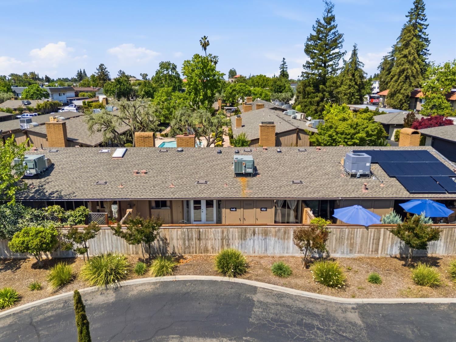 5072 N Wishon Ave #APT C, Fresno, CA 93704