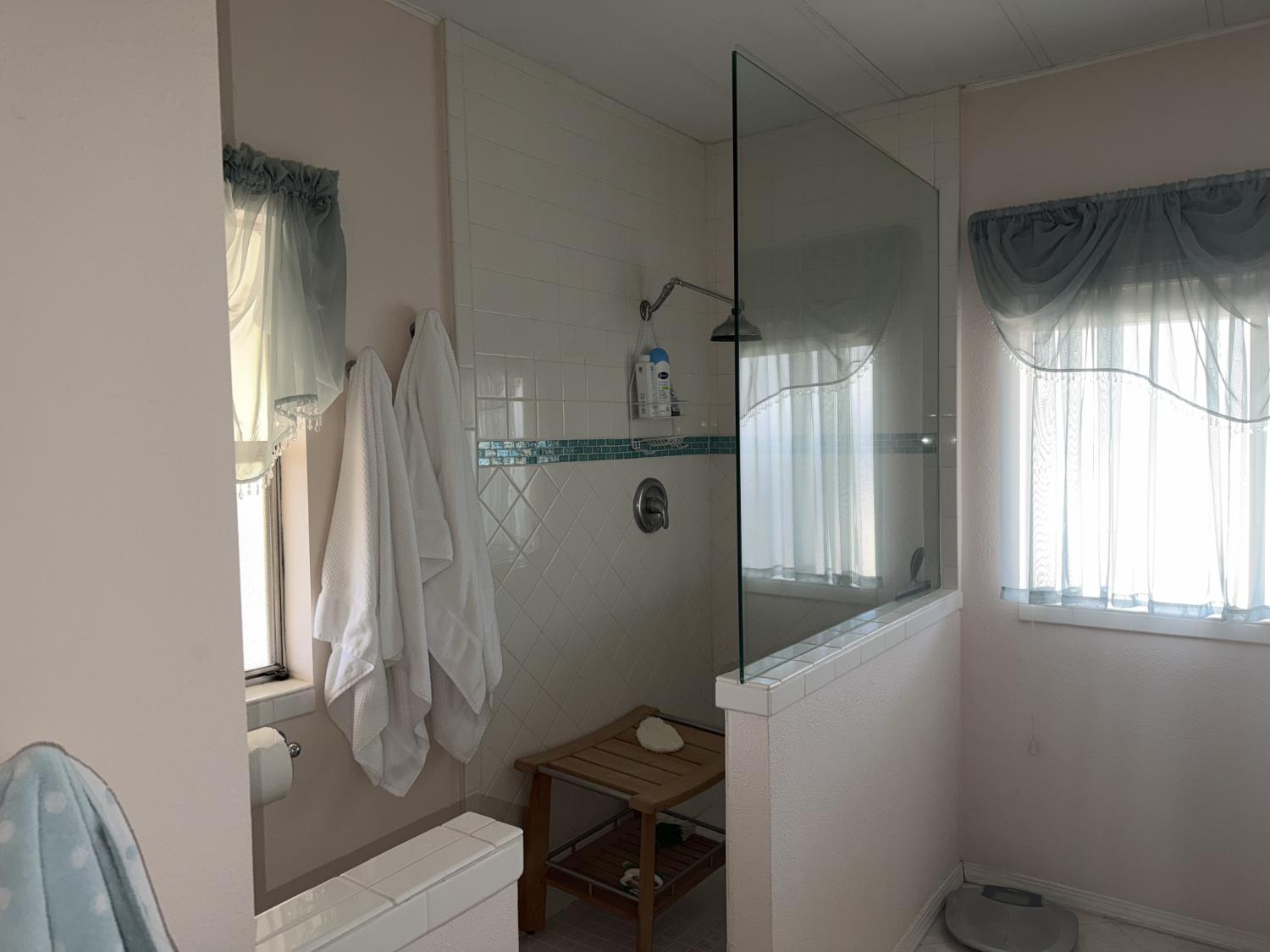 371 Bethel Ave #7, Sanger, CA 93657