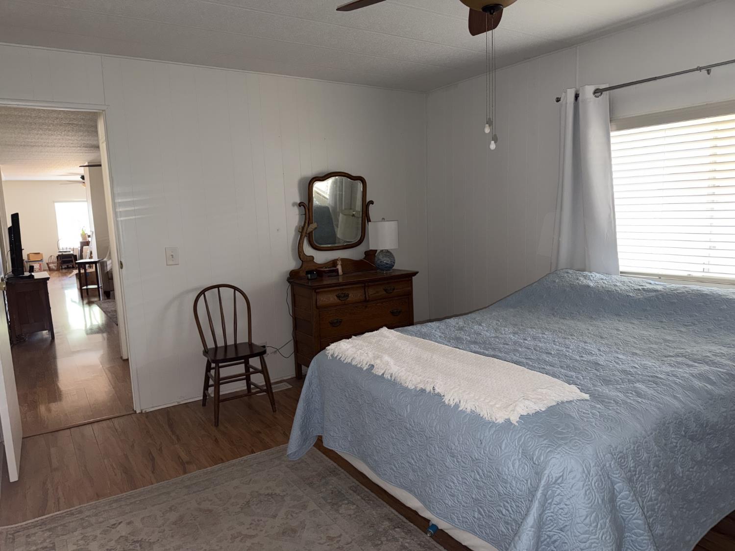 371 Bethel Ave #7, Sanger, CA 93657