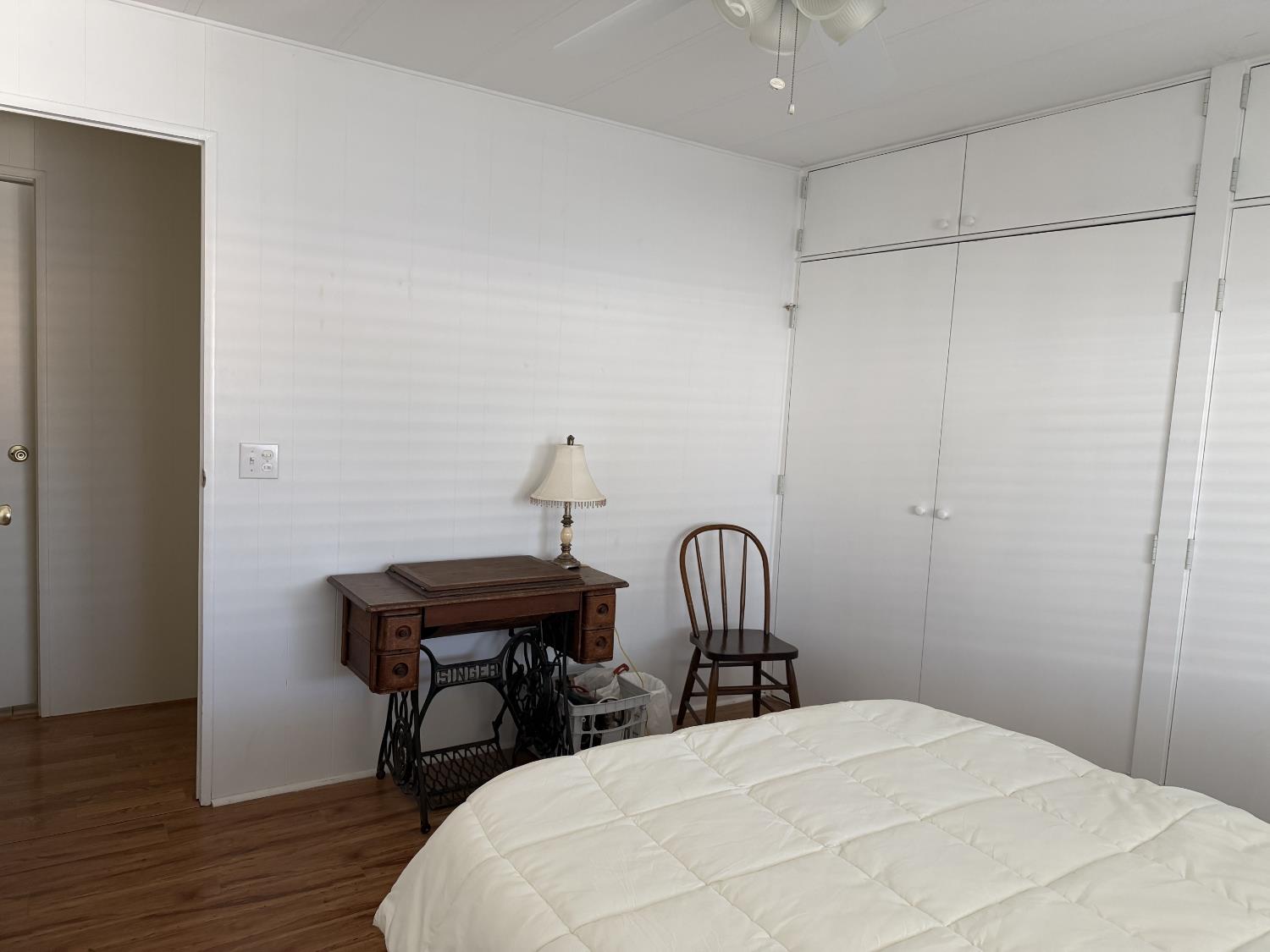 371 Bethel Ave #7, Sanger, CA 93657