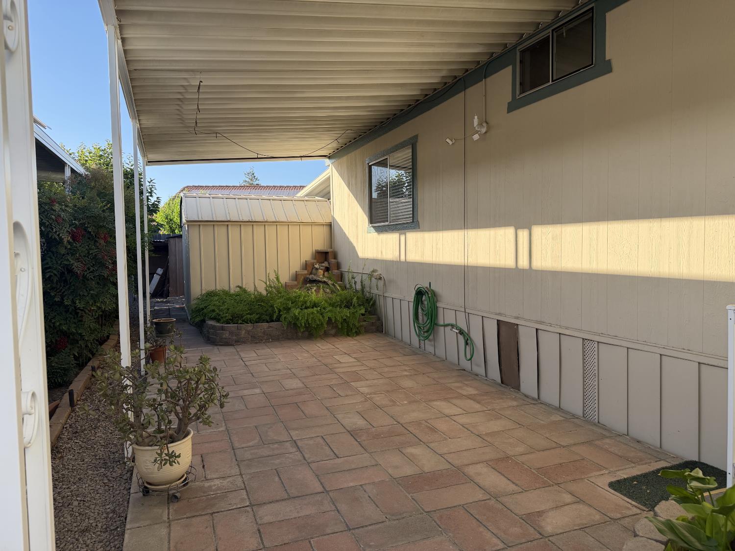 371 Bethel Ave #7, Sanger, CA 93657