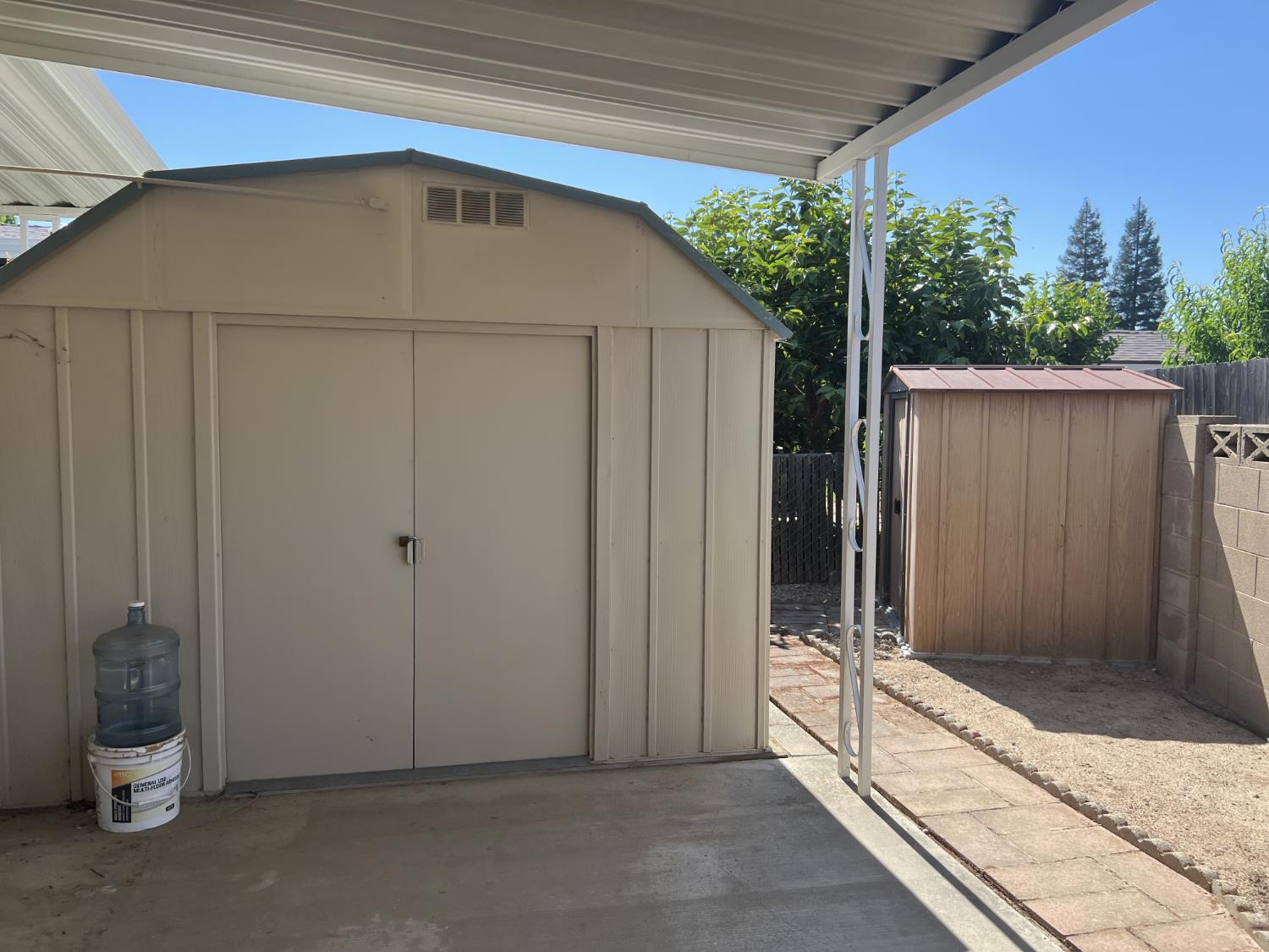 371 Bethel Ave #7, Sanger, CA 93657
