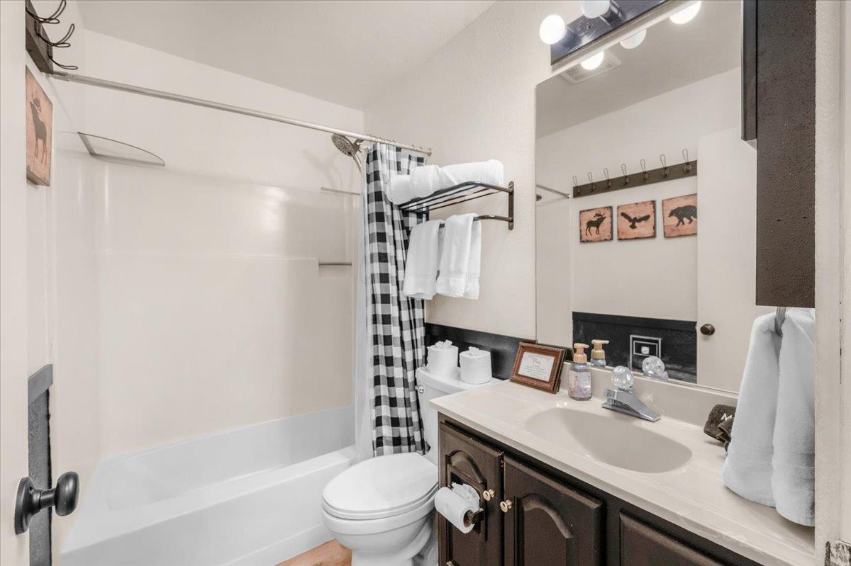 40814 Mill Run Ln, Shaver Lake, CA 93664