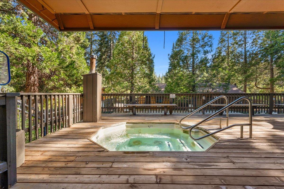 40814 Mill Run Ln, Shaver Lake, CA 93664