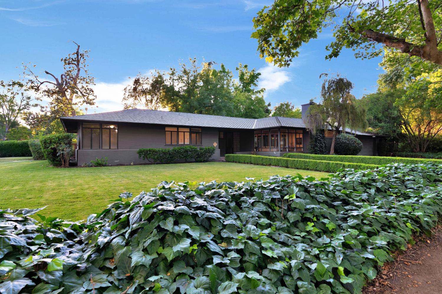 3865 N Wilson Ave, Fresno, CA 93704