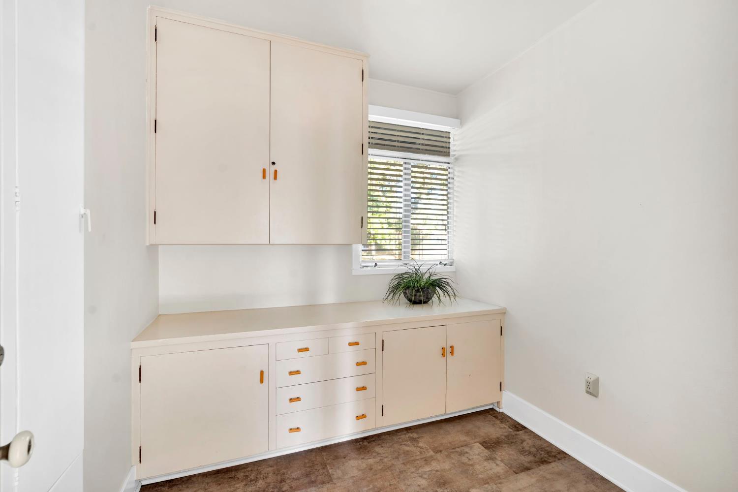 3865 N Wilson Ave, Fresno, CA 93704