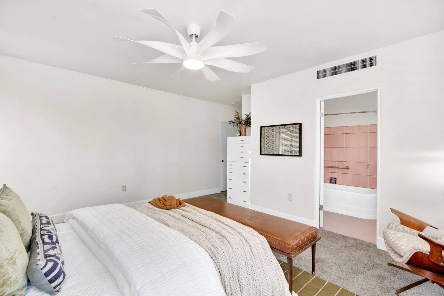 3865 N Wilson Ave, Fresno, CA 93704