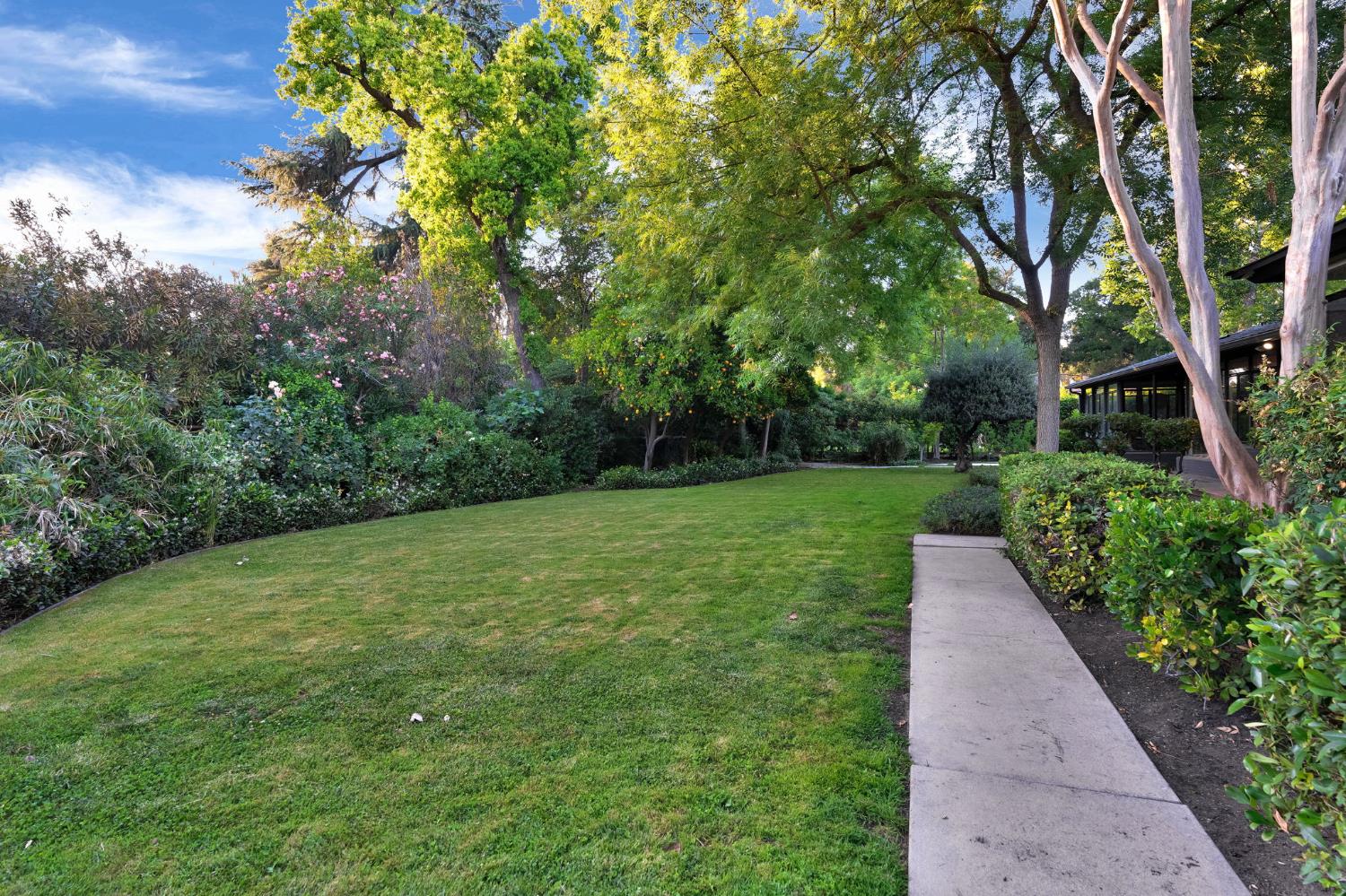 3865 N Wilson Ave, Fresno, CA 93704